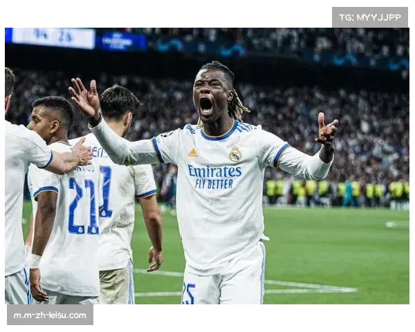 卡马文加一秒补位能力 法国队后场年龄结构需其机动性